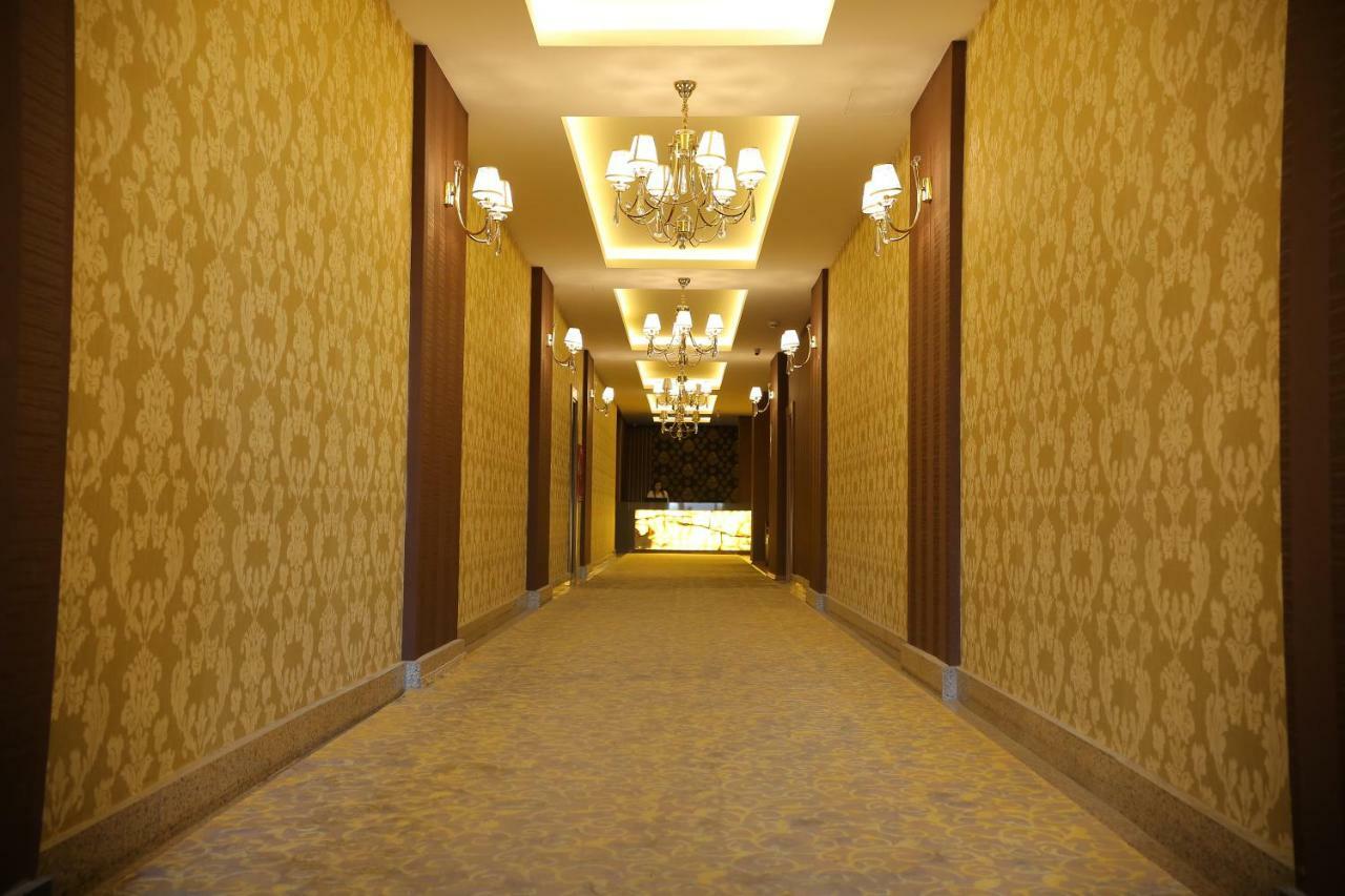Taht Palace Hotel Van Esterno foto